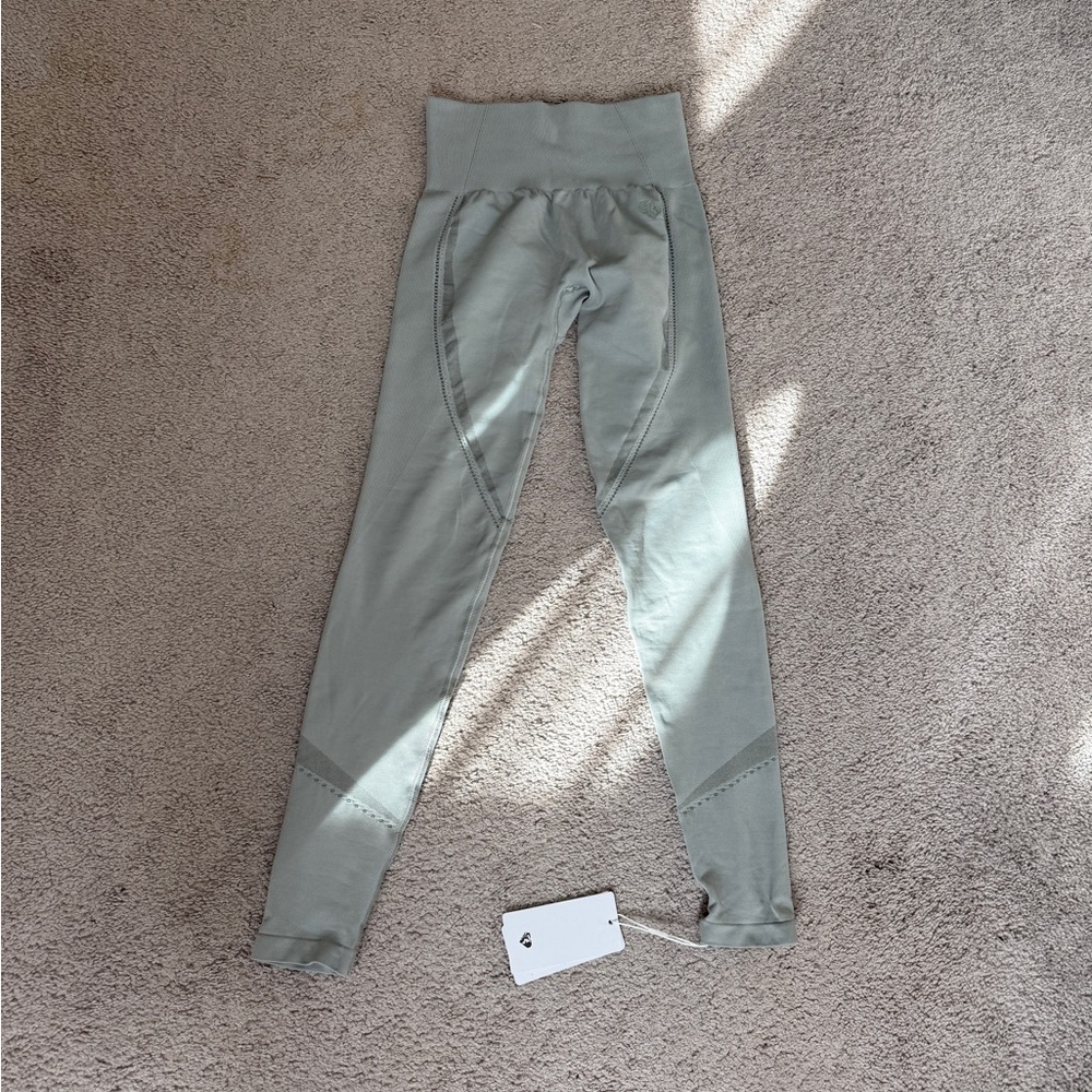 Women's Sage Green High-Waisted Leggings New